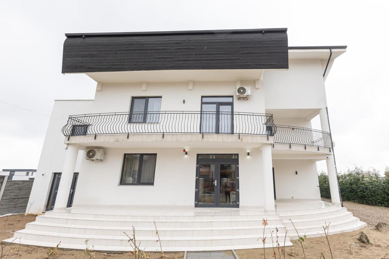 Villa Class Sînmartin Esterno foto