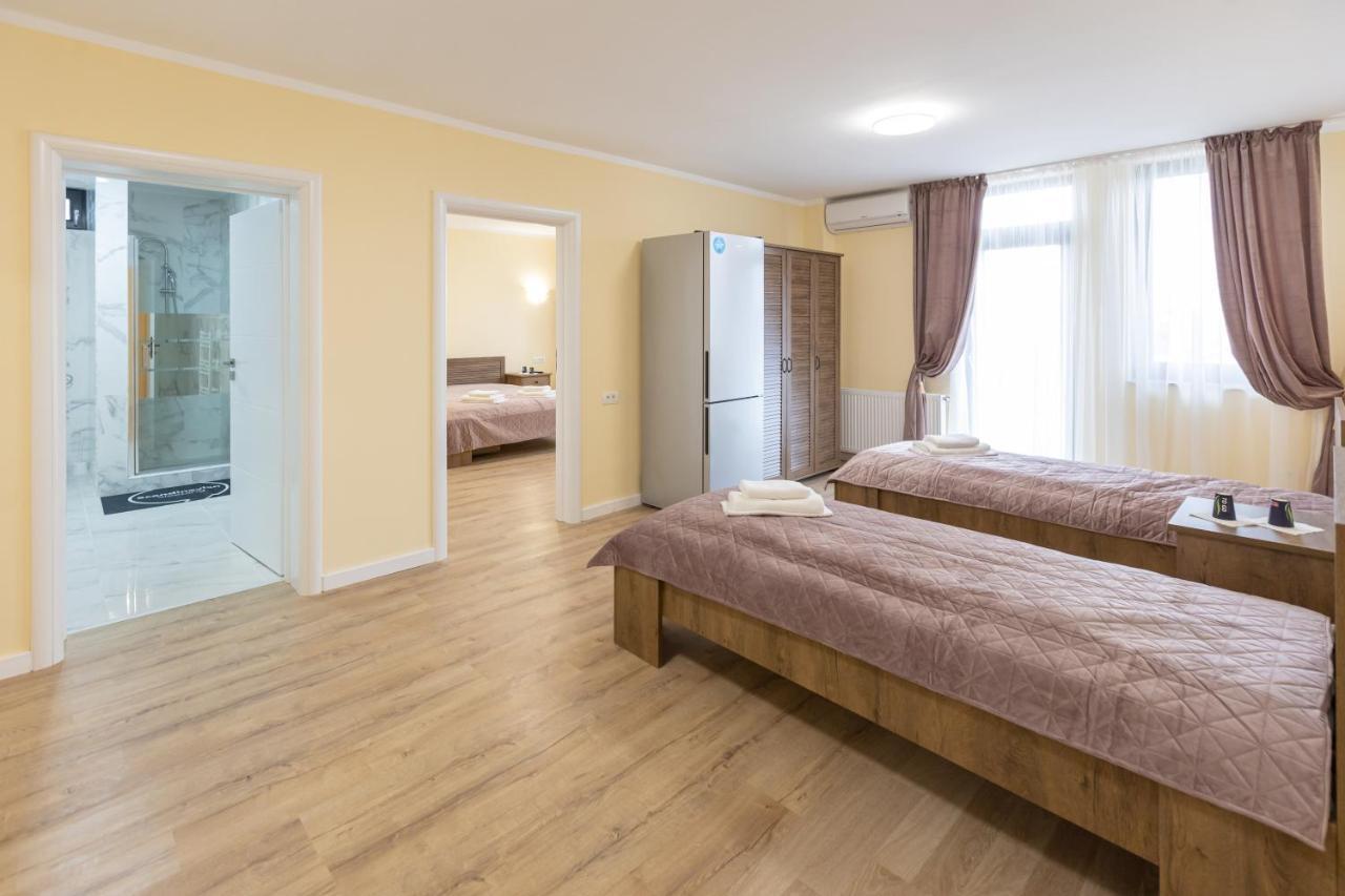 Villa Class Sînmartin Esterno foto