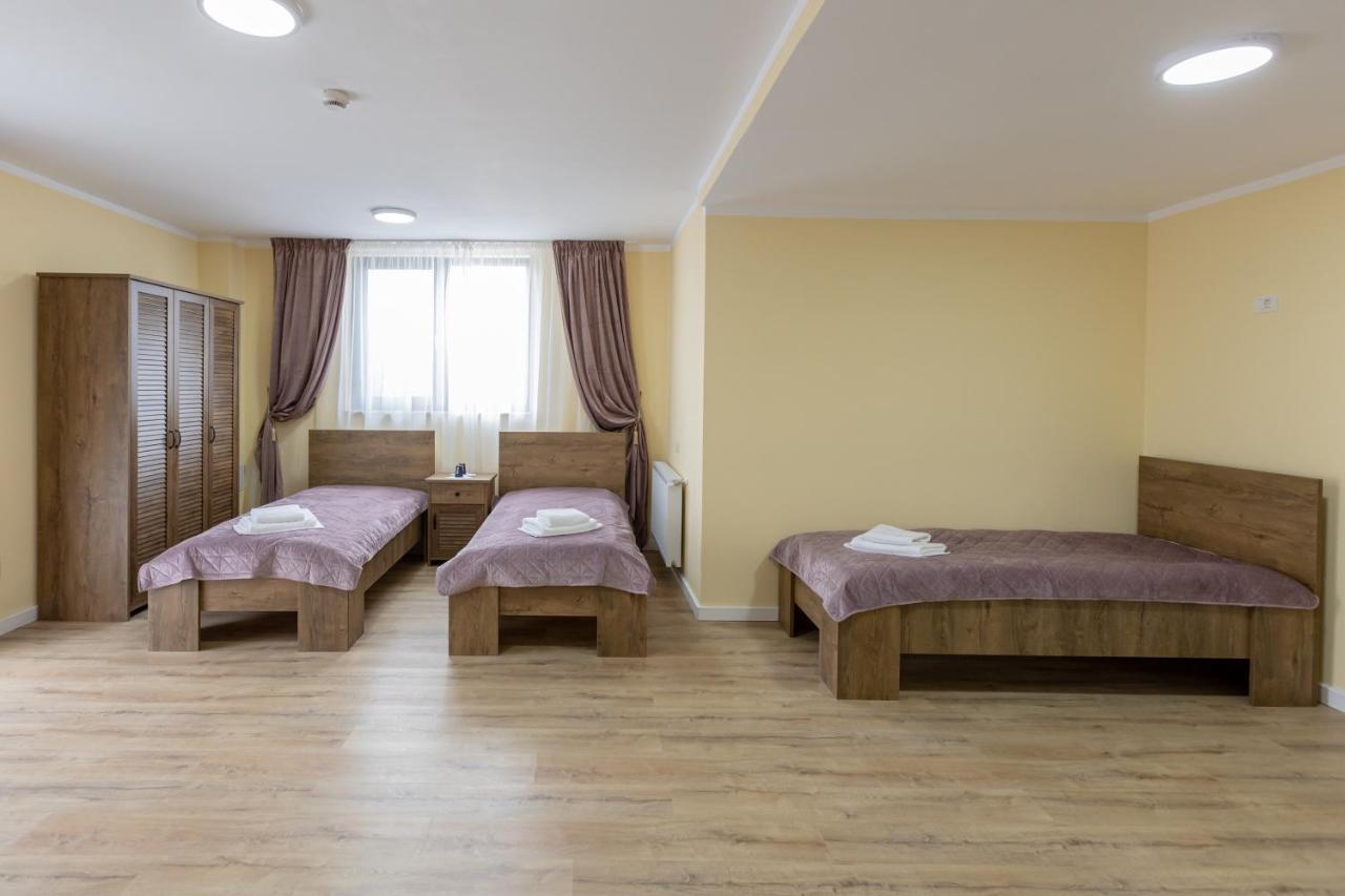 Villa Class Sînmartin Esterno foto