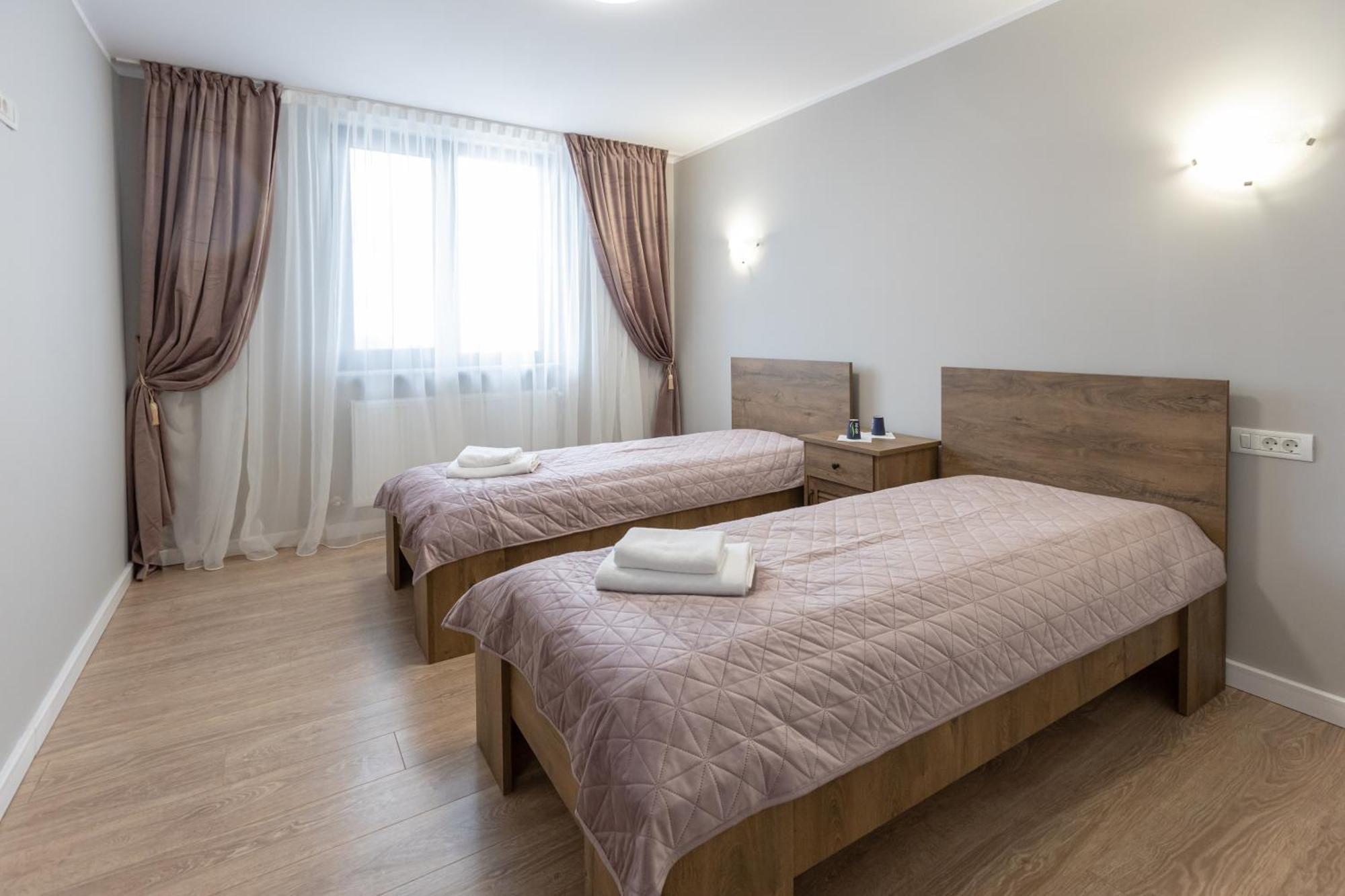 Villa Class Sînmartin Esterno foto